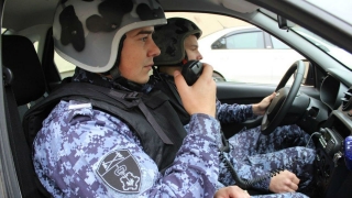 Росгвардейцы вернули домой потерявшую память пенсионерку