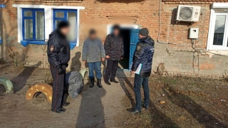 Житель Перелюба зарубил топором друга за "длинную" песню. Оглашен приговор