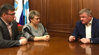 Михаил Исаев вновь объявил выговоры из-за срыва аукциона по школе в "Авиаторе"