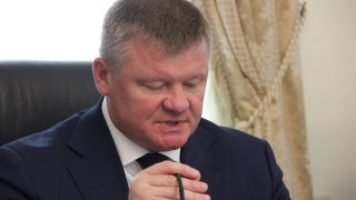 Михаил Исаев об отзыве лицензий у 60 УК: "Значит, кто-то насобирал денег"