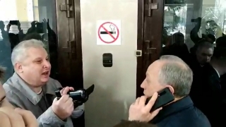 Валерий Радаев ответил внесистемной оппозиции на вопрос об отставке