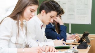 Финальный этап олимпиады школьников перенесен на лето