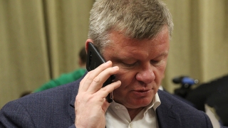 Мэр Саратова задолжал за сотовую связь и попал в базу судебных приставов