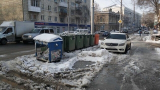 Саратовцев будут штрафовать за блокировку подъездов к мусорным контейнерам