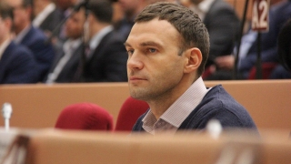 Самовольный ФОК. Координатор проекта "ЕР" обвинил чиновников в увиливании