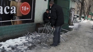 Видеосюжет. В саратовских многоэтажках могут запретить продажу разливного пива