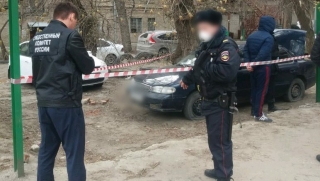 В Саратове полицейский попал в больницу после задержания наркоманов