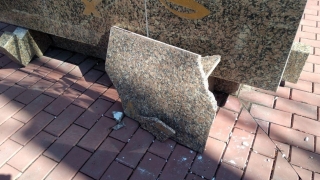В Заводском районе разрушается памятник Победы