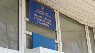 Нуждающимся саратовцам еду и лекарства доставят бесплатно