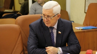Коронакризис. Владимир Капкаев начал "тыкать" саратовским депутатам