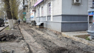 Михаил Исаев гарантировал использование всех средств на ремонт тротуаров