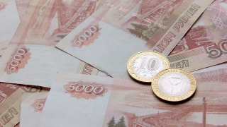 Саратовстат: за месяц средняя зарплата в области выросла на один рубль