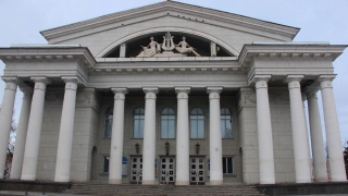 С третьей попытки назван подрядчик реконструкции саратовского театра
