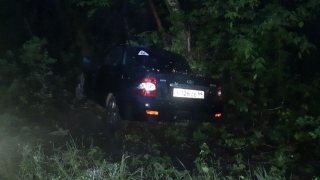 Водитель "Приоры" бросил пассажирку в овраге у Королькова сада
