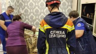 На Миллеровской госпитализировали 10-летнюю девочку и парня. Утечка газа не обнаружена