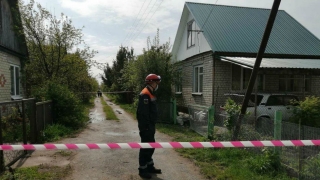 Энгельсский дачник обнаружил в огороде гранату