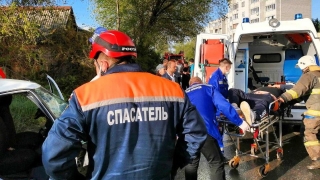 Три человека пострадали в серьезной аварии в Энгельсе