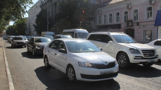 "Черный апрель". В России рухнули продажи легковых авто