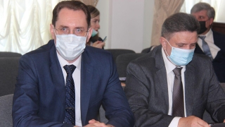 Власти Саратова потратят 10 млн рублей на создание спортплощадок у двух школ
