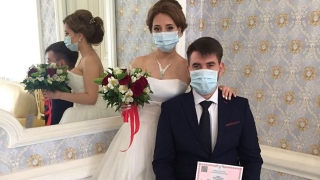Более 570 саратовских пар поженились в период самоизоляции