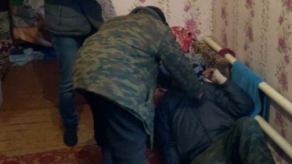 Саратовец подарил другу патроны и в тот же день зарезал его