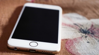 Саратовец украл iPhone на Мичурина и продал на Сенном рынке
