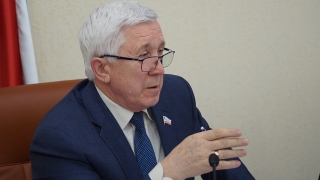 Владимир Капкаев на заседании думского комитета: "Я за порядочность торгуюсь!"