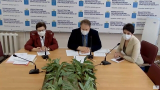 В больницах остаются 880 саратовцев с коронавирусной пневмонией