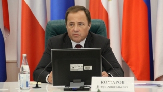 Полпред потребовал пресекать провокации на голосовании по поправкам в Конституцию