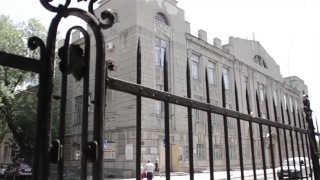 На вызов в бывший Дом офицеров выезжали 56 пожарных