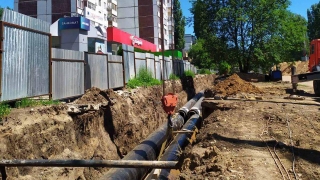 Энергетики смонтировали 120 метров новой трубы на Трнавской