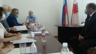 Депутаты проголосовали за главу Ивантеевского района