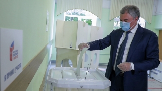 Вячеслав Володин проголосовал по поправкам в Конституцию