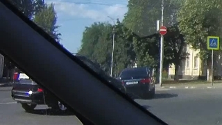 Госучреждение обещает сделать выводы из поездки кортежа Радаева под "кирпич"