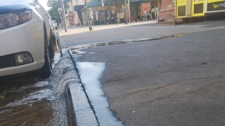 Центр Саратова затапливает коммунальными водами