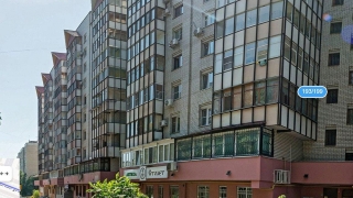 Запертый в квартире саратовец вышел в окно пятого этажа