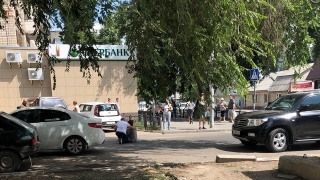 "Лэнд Крузер" сбил женщину на переходе Посадского - Пугачева