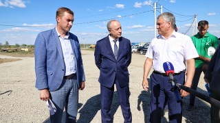 Вячеслав Володин на площадке инфекционного центра: "Начинается халтура!"