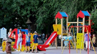 Ежемесячные выплаты назначены 63 тысячам саратовских детей от 3 до 7 лет