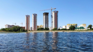 В Энгельсе мужчина изнасиловал 13-летнюю девочку на набережной