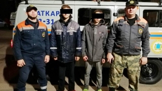 Саратовские спасатели нашли двух подростков и вернули домой