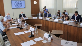 Саратовские ученые пожаловались депутатам на недофинансирование