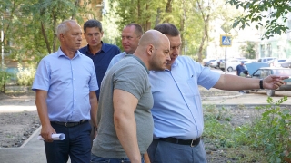 Общественник и чиновник высоко оценили работы "КВС" в Ленинском районе