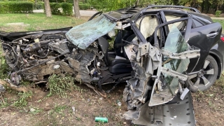 Балаковский водитель превысил скорость и уничтожил свою машину