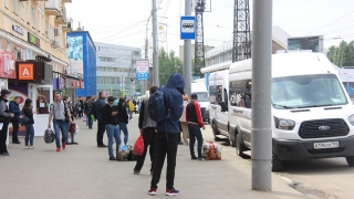 Опрос: 82% россиян не хотят переезжать в другую страну