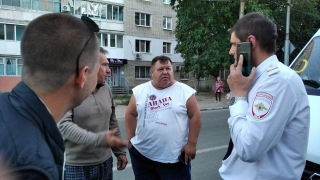 Сотрудник полиции попал в ДТП в центре Саратова