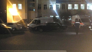 В Саратове "Волга" врезалась в "скорую помощь". Пострадала фельдшер