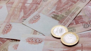 Саратов стал середняком по уровню российских зарплат
