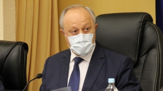 Губернатор потребовал проверить объемы дорожных работ в Саратове