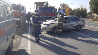 У Сторожевки столкнулись "Камаз" и "ВАЗ". Есть пострадавшие